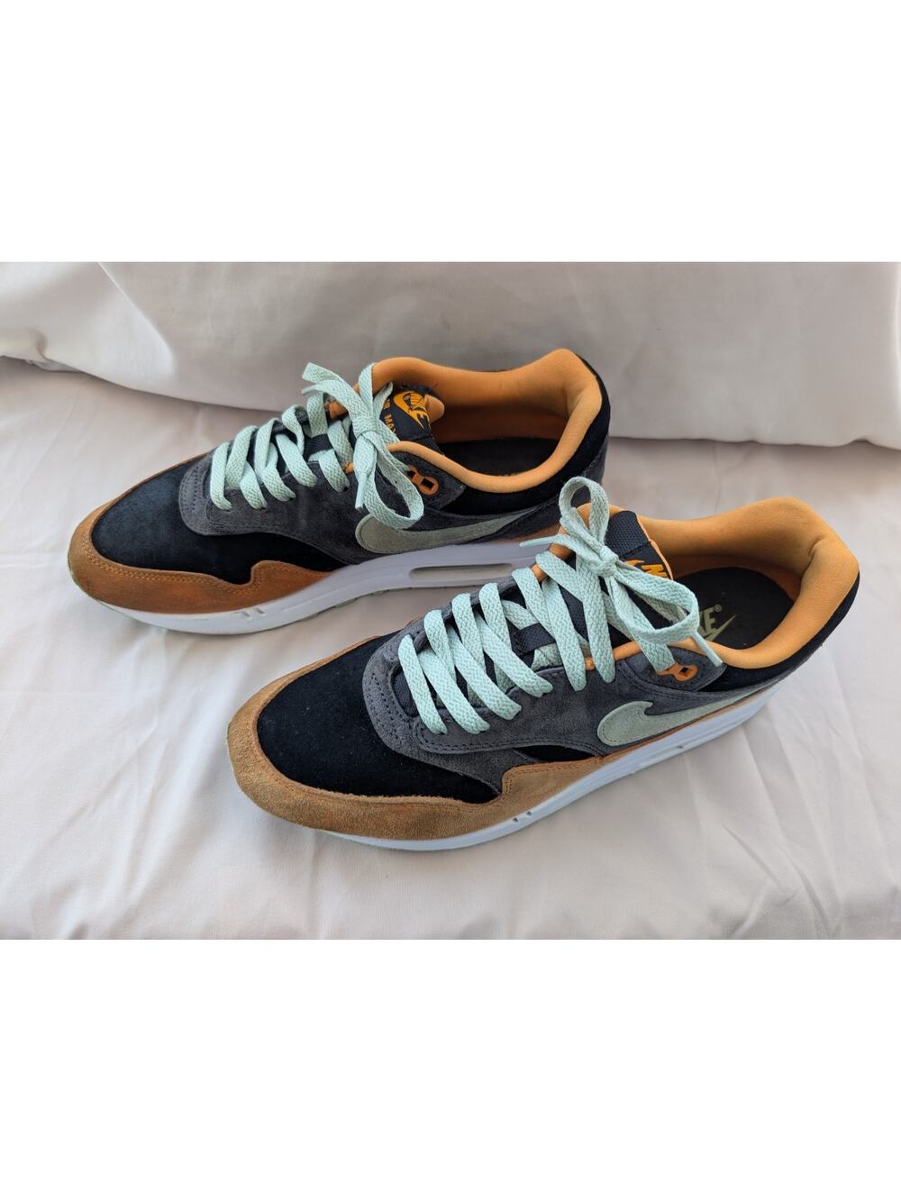 Nike Air Max 1 PRM Ugly Duckling Honeydew Size 9 Green Soles DZ0482-001